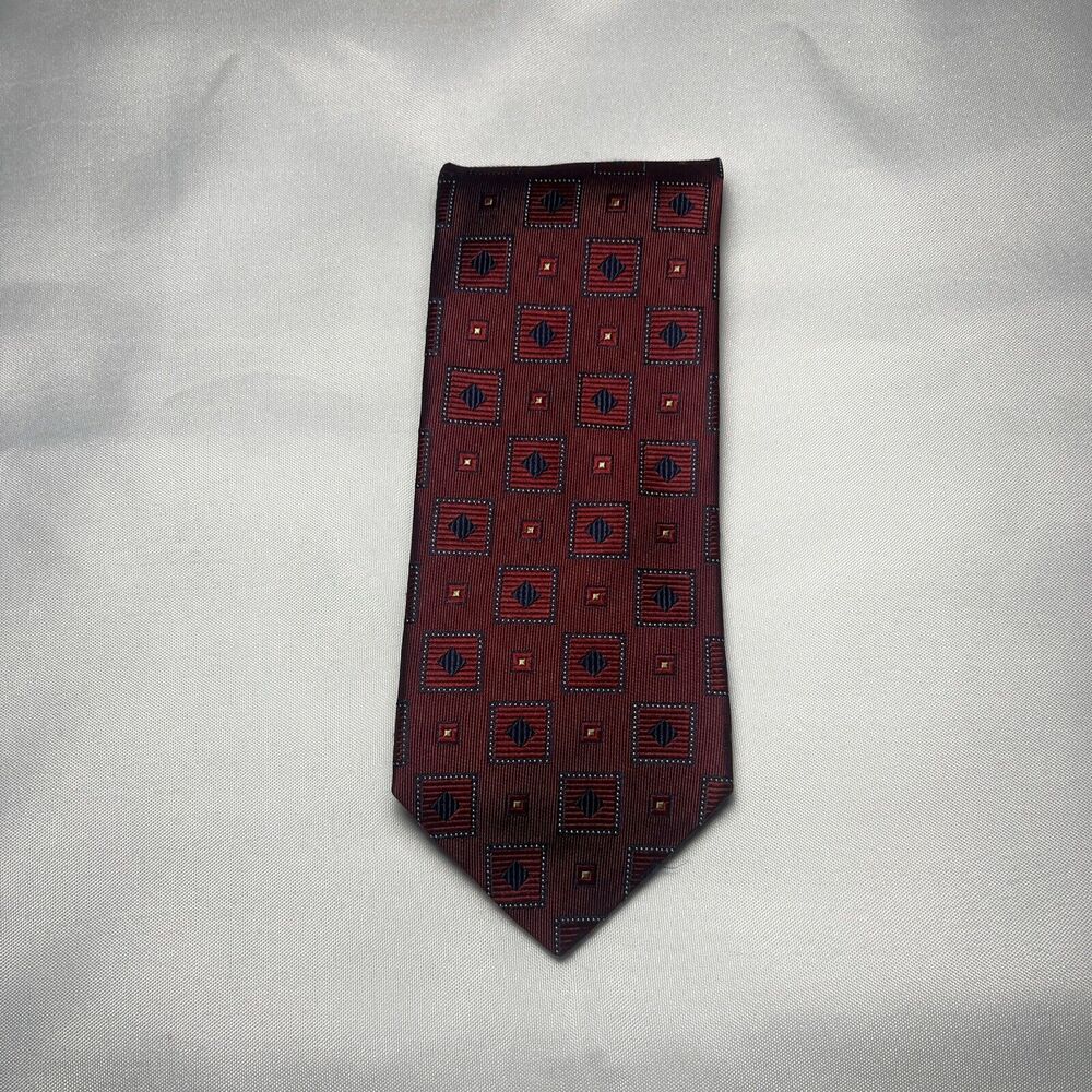 Hart Schaffner Marx Neck Tie Men’s Silk Red Geometric Squares Blue 3.5”x 58.5"